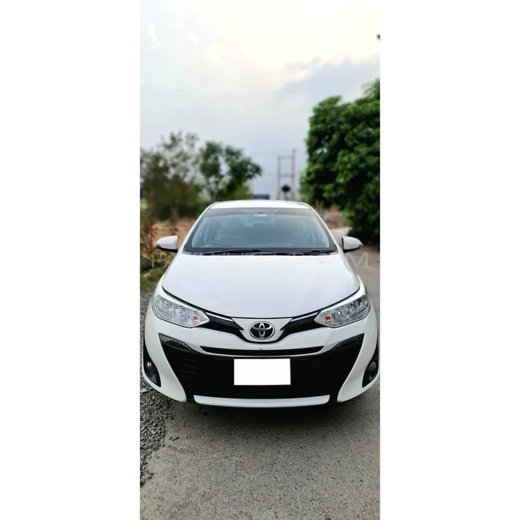 Toyota Yaris Sedan 2021 for Sale in Peshawar Image-1