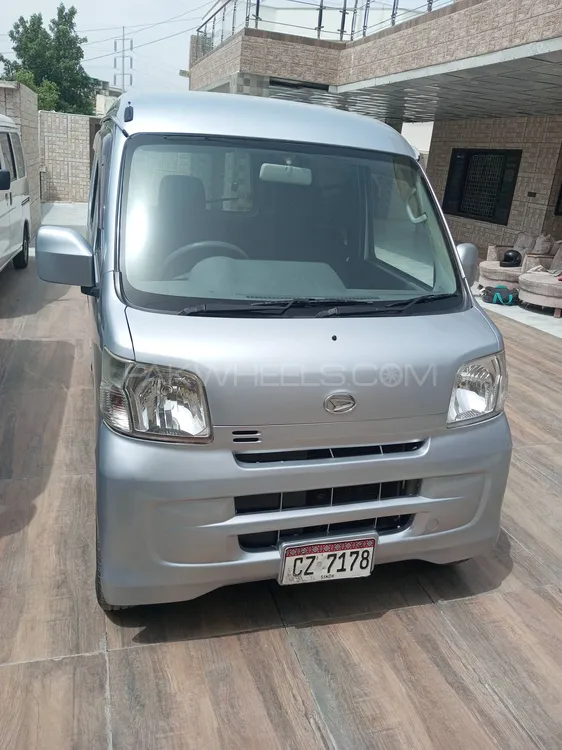 Daihatsu Hijet 2017 for Sale in Karachi Image-1
