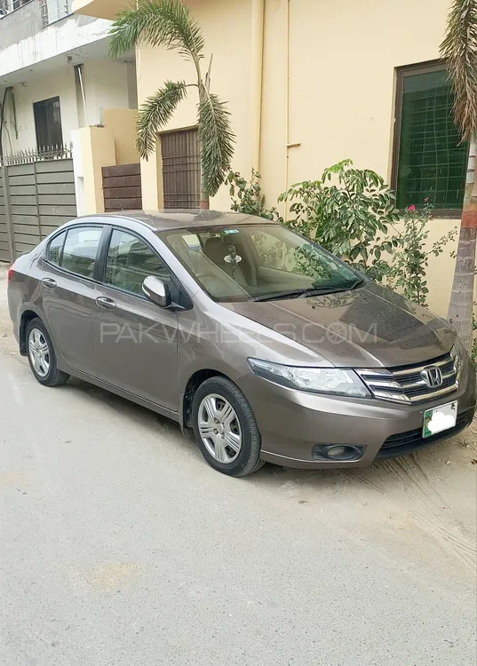 Honda City 2015 for Sale in Lahore Image-1