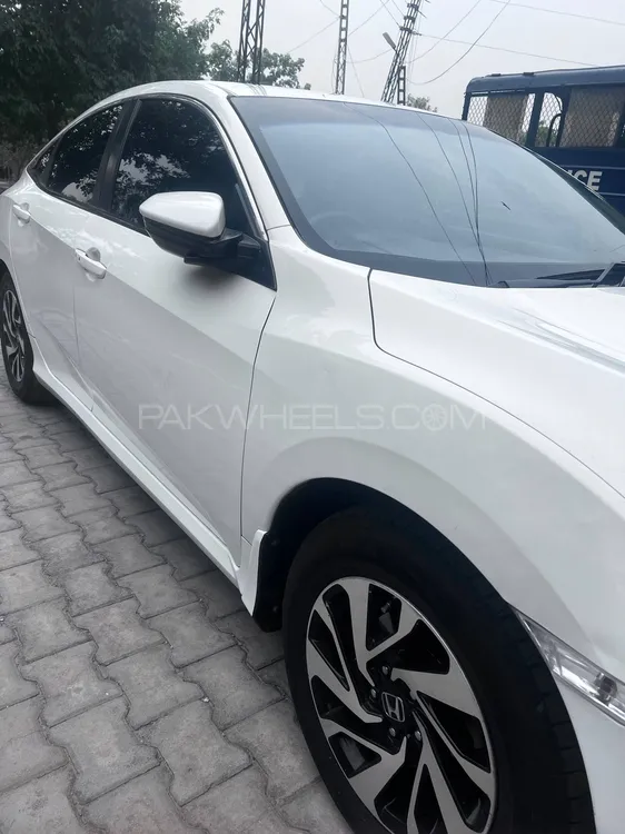 Honda Civic 2017 for Sale in Kasur Image-1