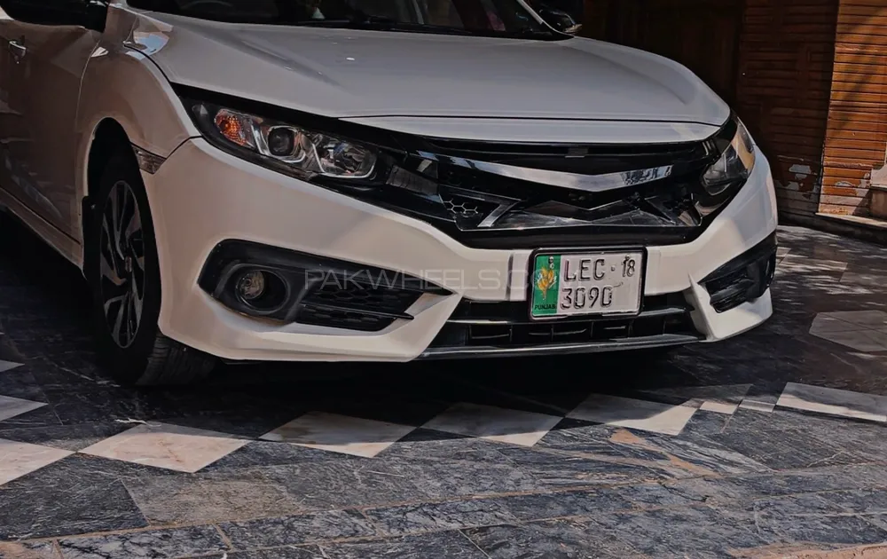 Honda Civic 2018 for Sale in Faisalabad Image-1