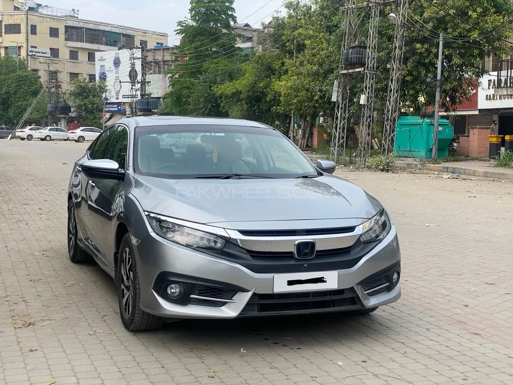 Honda Civic 2018 for Sale in Lahore Image-1