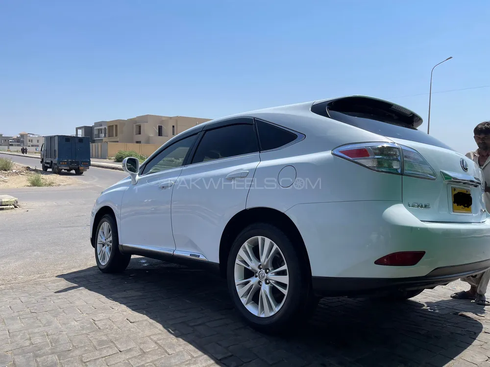 لیکزس آر ایکس سیریز 2011 for Sale in کراچی لیکزس آر ایکس سیریز 2011 for Sale in کراچی Image-6