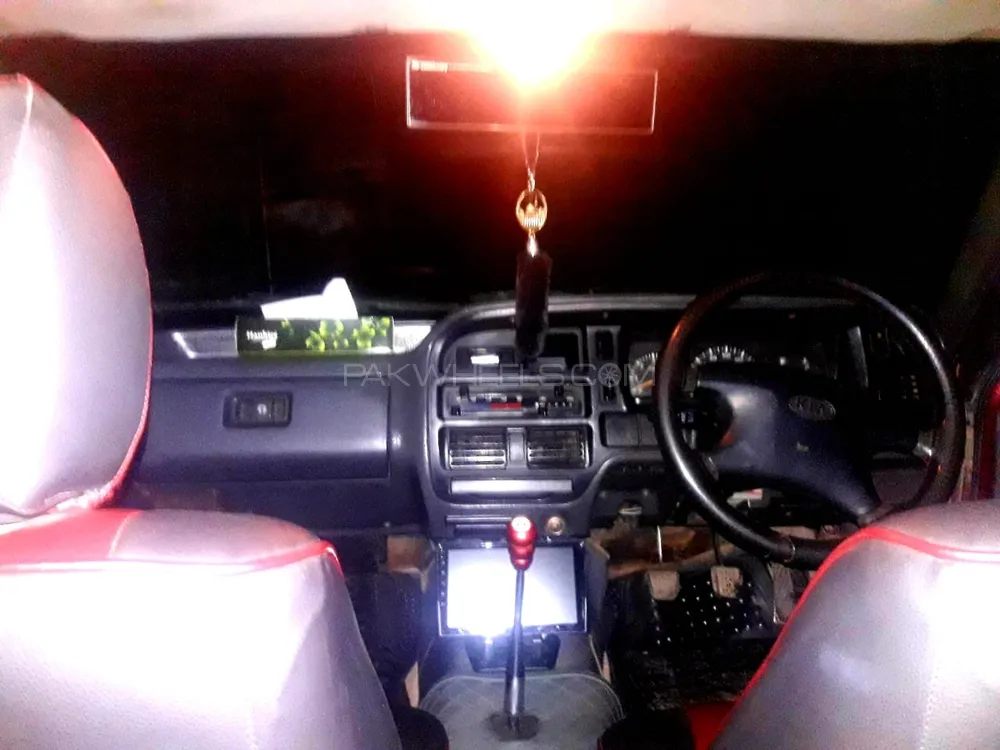Mazda 323 1992 for Sale in Peshawar Image-1