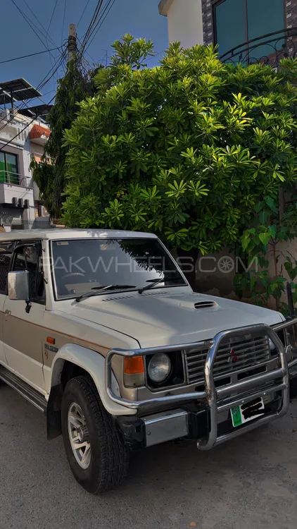 Mitsubishi Pajero 1989 for Sale in Sargodha Image-1