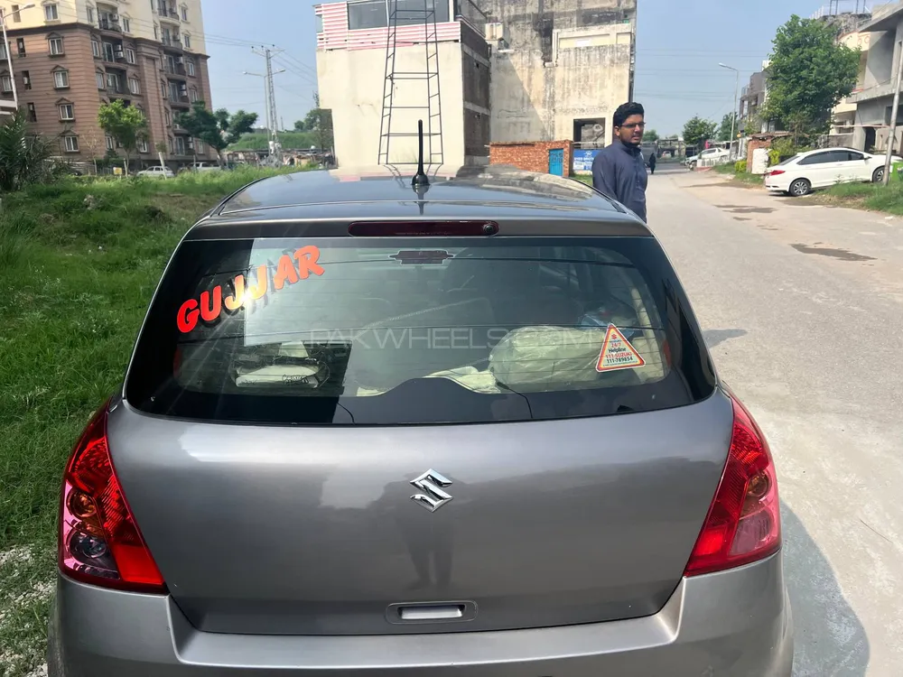 Suzuki Swift 2015 for Sale in Islamabad Image-1