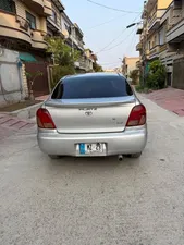 Toyota Platz F 1.3 2000 for Sale