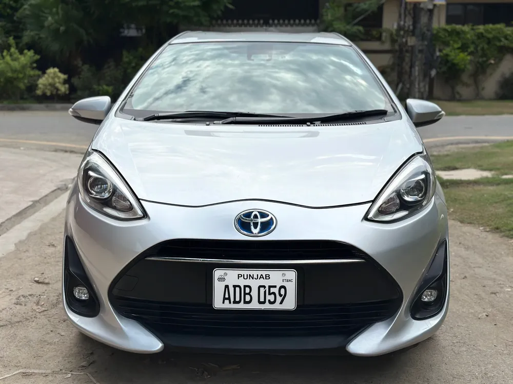 Toyota Aqua 2017 for Sale in Lahore Image-1