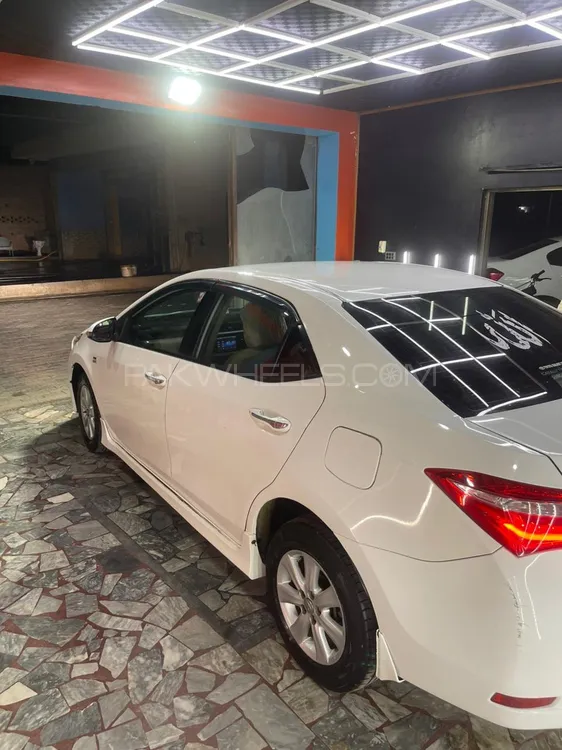 Toyota Corolla 2016 for Sale in Mandi bahauddin Image-1