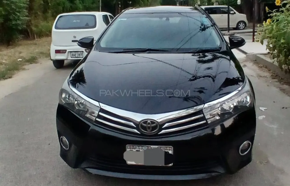 Toyota Corolla 2016 for Sale in Lahore Image-1