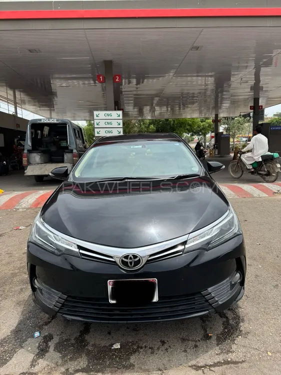 Toyota Corolla 2018 for Sale in Karachi Image-1