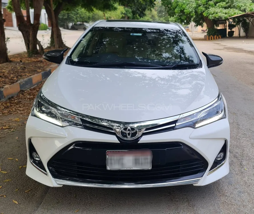 Toyota Corolla 2023 for Sale in Karachi Image-1