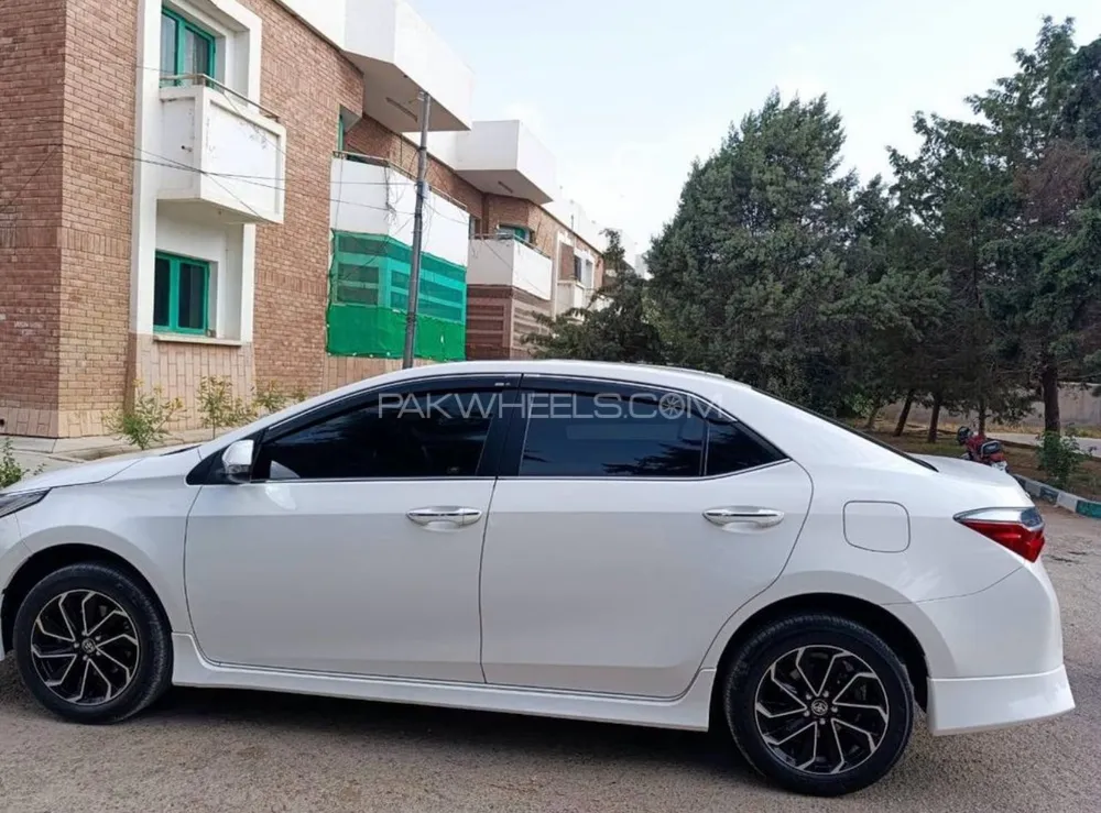 Toyota Corolla 2024 for Sale in Lahore Image-1