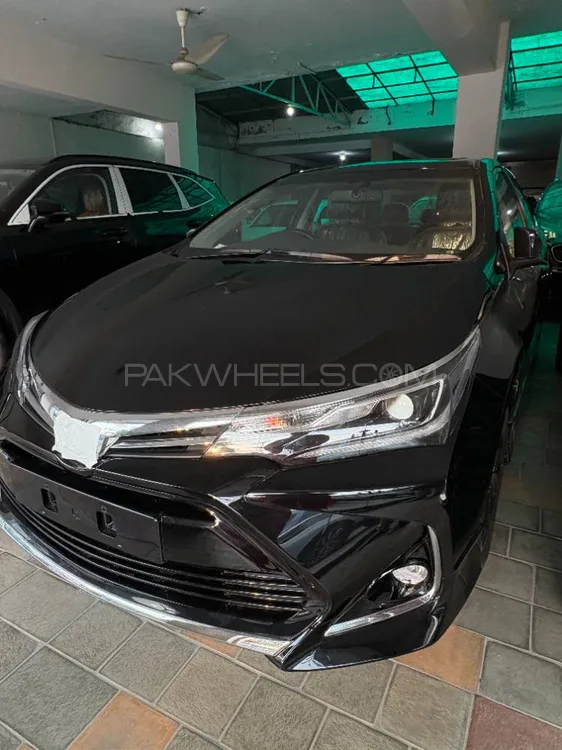 Toyota Corolla 2025 for Sale in Lahore Image-1