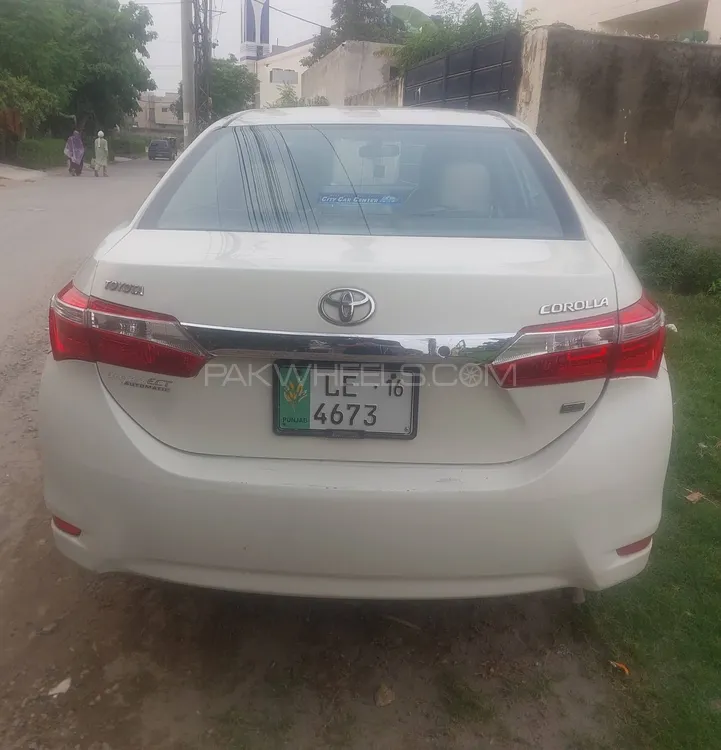 Toyota Corolla 2016 for Sale in Lahore Image-1