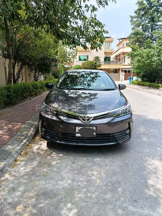 Toyota Corolla 2018 for Sale in Islamabad Image-1