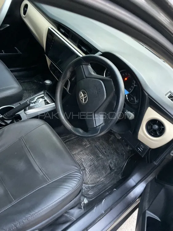 Toyota Corolla 2018 for Sale in Karachi Image-1