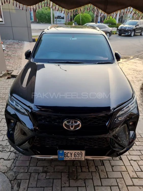 Toyota Fortuner 2022 for Sale in Lahore Image-1