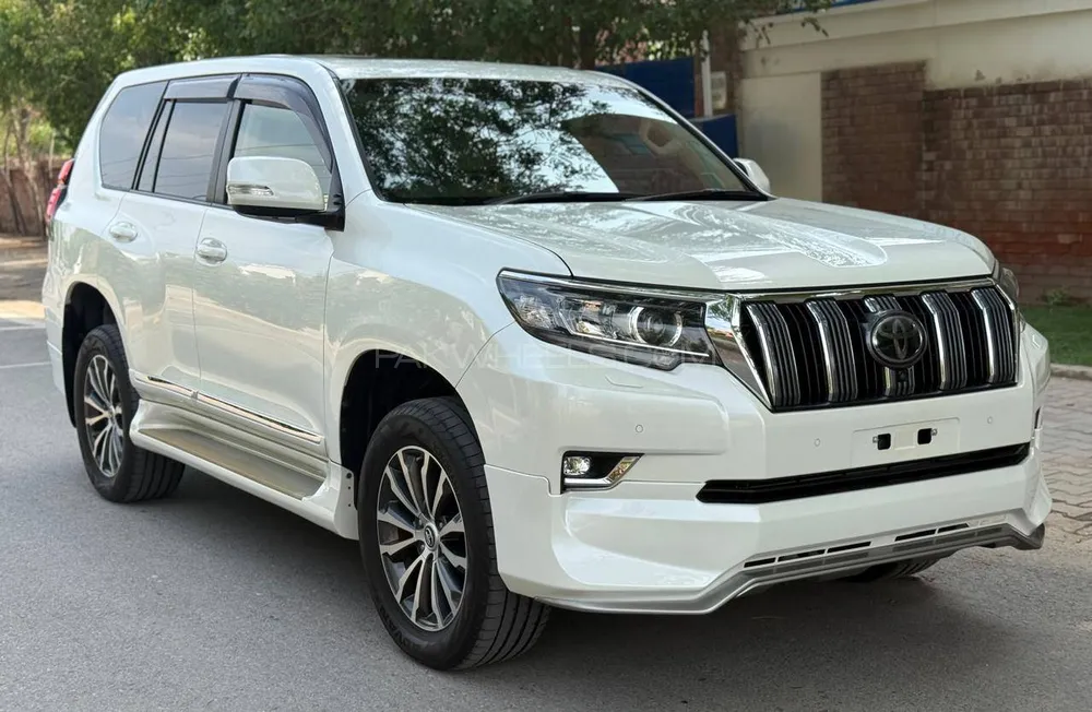 Toyota Prado 2019 for Sale in Multan Image-1