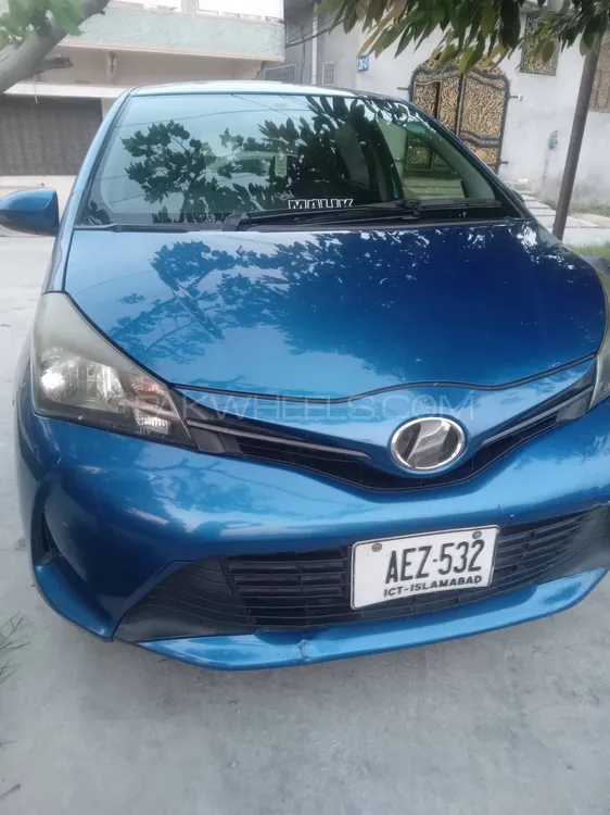 Toyota Vitz 2017 for Sale in Chakwal Image-1
