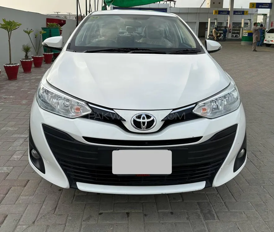 Toyota Yaris Sedan 2021 for Sale in Multan Image-1