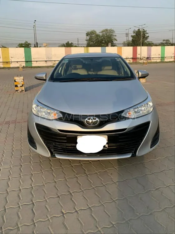 Toyota Yaris Sedan 2022 for Sale in Lahore Image-1