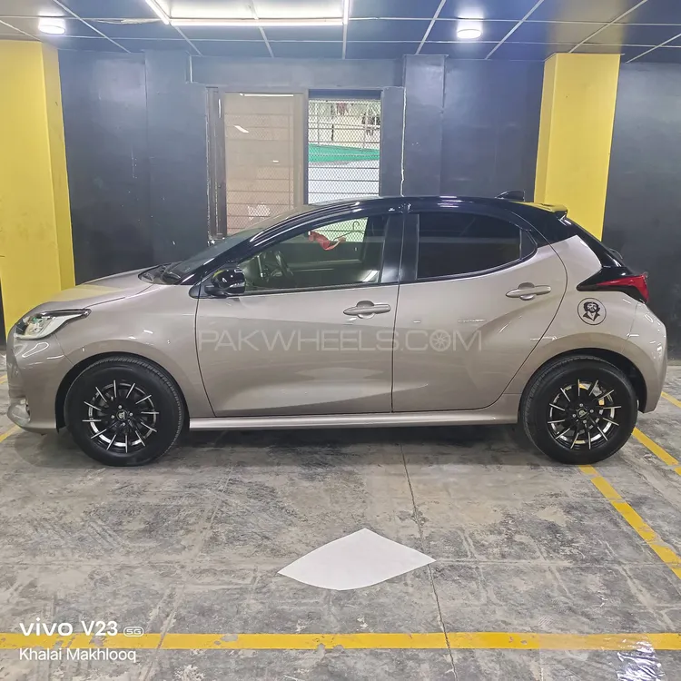 Toyota Yaris Hatchback 2021 for Sale in Hyderabad Image-1