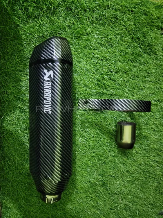 akrapovic exhaust Image-1
