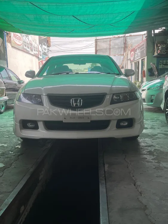 Honda Accord 2002 for Sale in Lahore Image-1