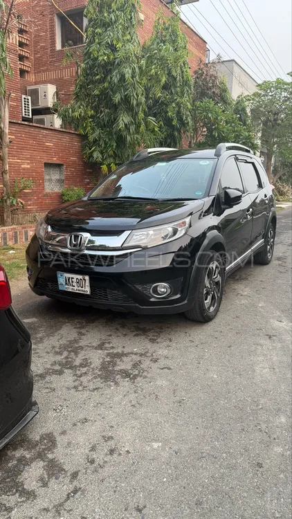 Honda BR-V 2018 for Sale in Lahore Image-1