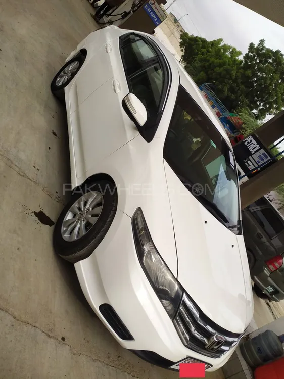 Honda City 2015 for Sale in Karachi Image-1
