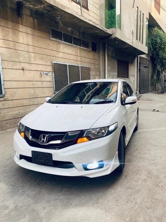 Honda City 2018 for Sale in Faisalabad Image-1