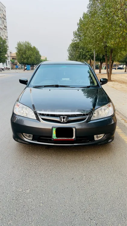 Honda Civic 2004 for Sale in Lahore Image-1