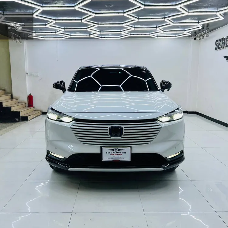 Honda Vezel 2021 for Sale in Islamabad Image-1