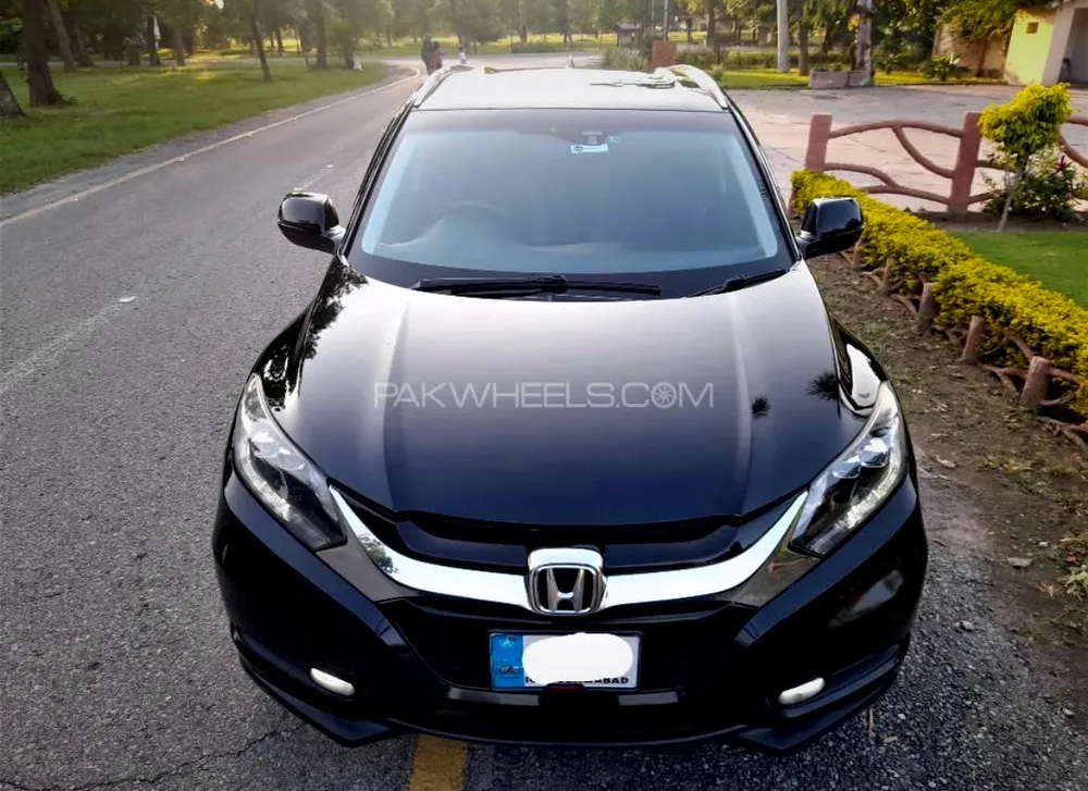 Honda Vezel 2014 for Sale in Islamabad Image-1