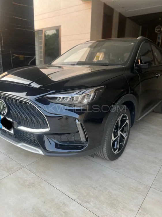 MG HS 2025 for Sale in Faisalabad Image-1