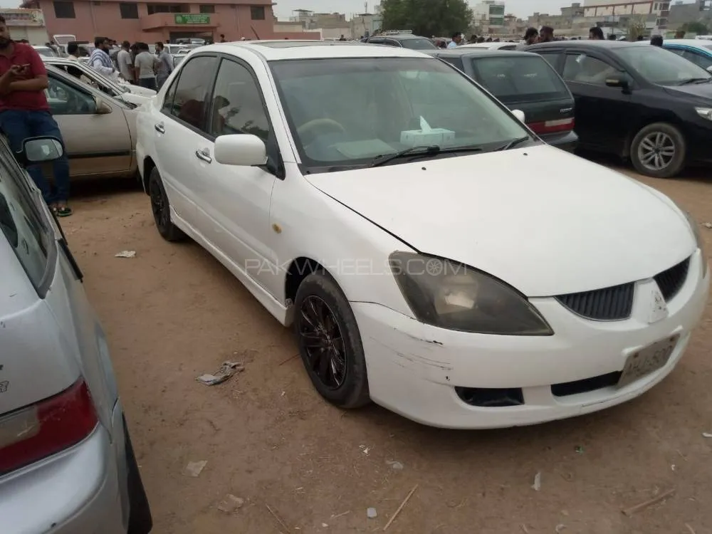 Mitsubishi Lancer 2005 for Sale in Karachi Image-1