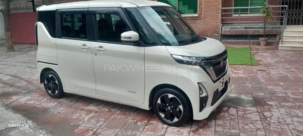 Nissan Dayz Roox 2022 for Sale in Lahore Image-1