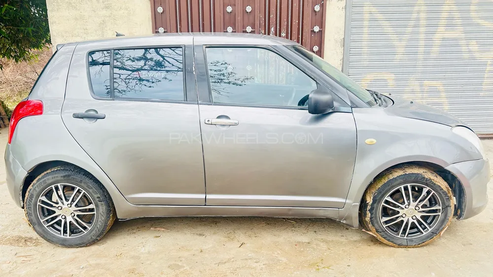 Suzuki Swift 2011 for Sale in Sialkot Image-1