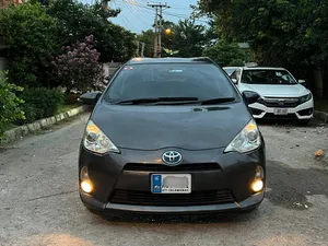 Toyota Aqua S 2012 for Sale