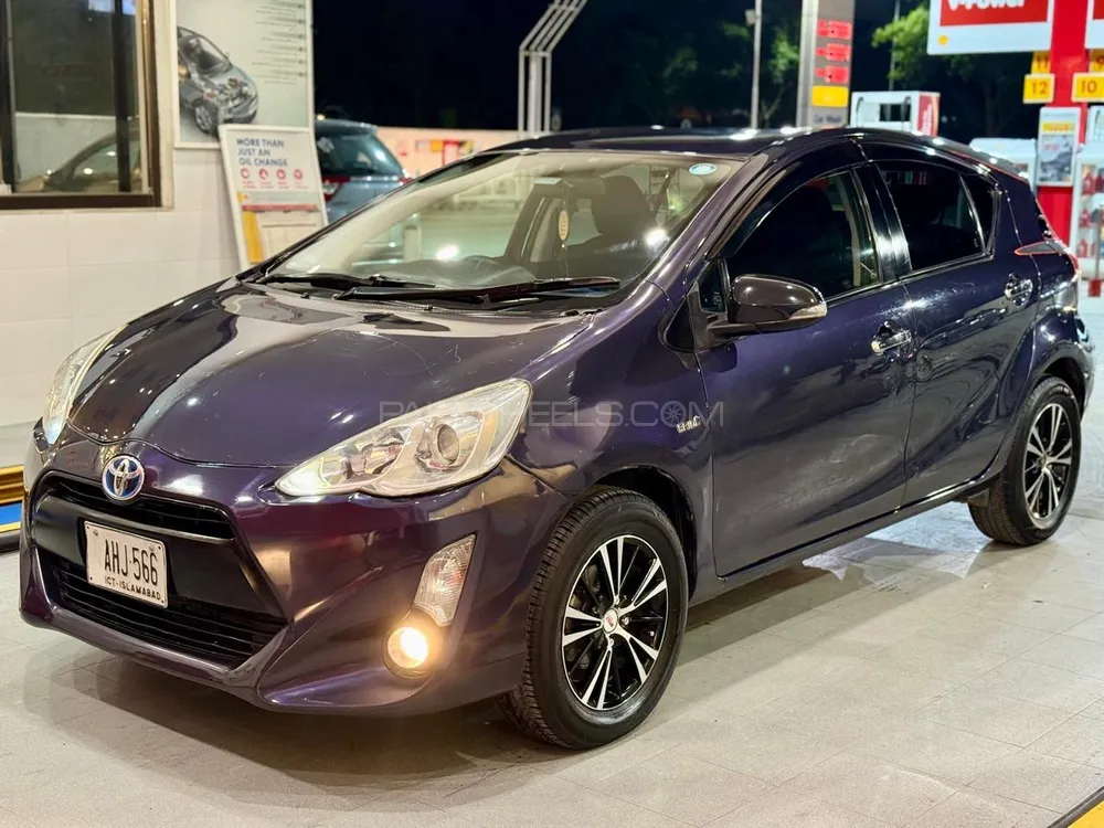 Toyota Aqua 2015 for Sale in Islamabad Image-1