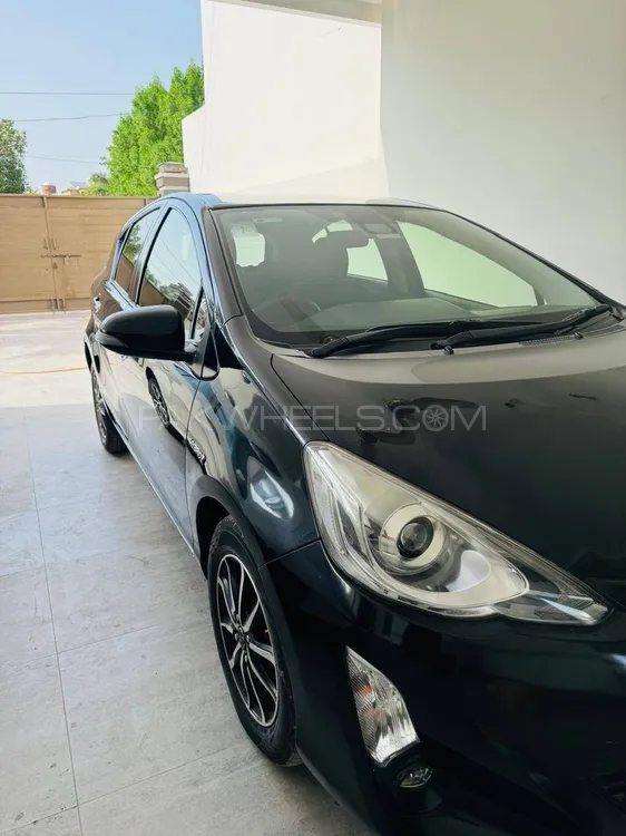 Toyota Aqua 2016 for Sale in Lahore Image-1