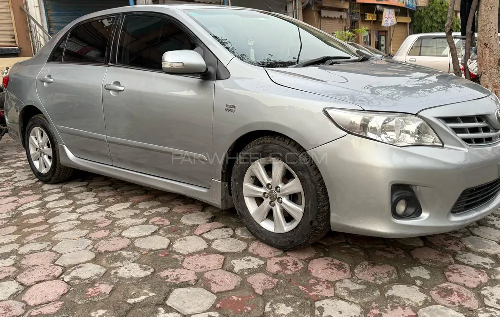 Toyota Corolla 2012 for Sale in Lahore Image-1