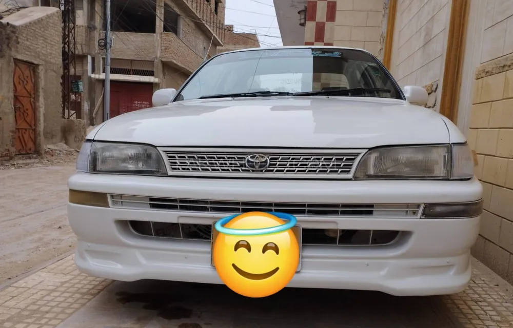 Toyota Corolla 1993 for Sale in Jamshoro Image-1
