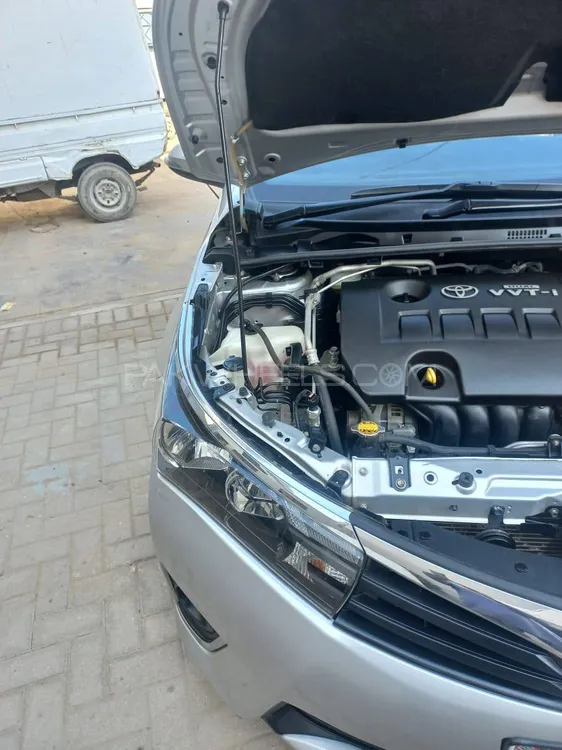 Toyota Corolla 2017 for Sale in Karachi Image-1