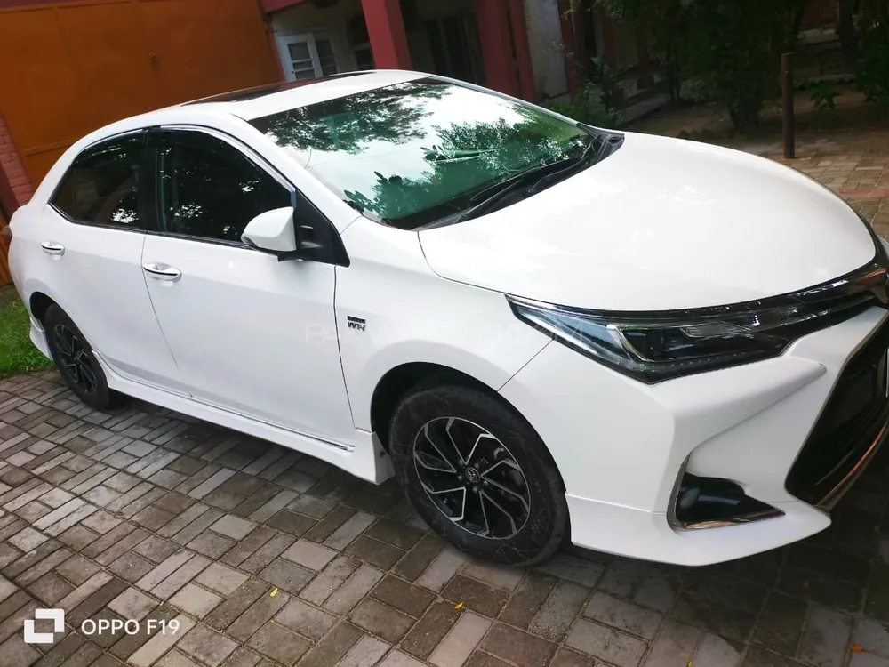 Toyota Corolla 2018 for Sale in Lahore Image-1