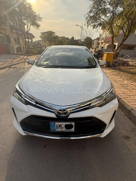 Toyota Corolla 2019 for Sale in Islamabad Image-1