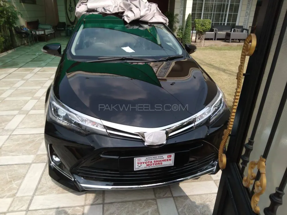 Toyota Corolla 2023 for Sale in Lahore Image-1