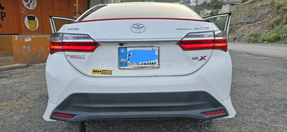 Toyota Corolla 2021 for Sale in Mardan Image-1