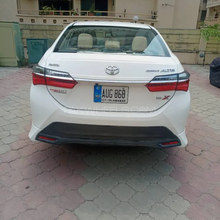 Toyota Corolla 2021 for Sale in Islamabad Image-1